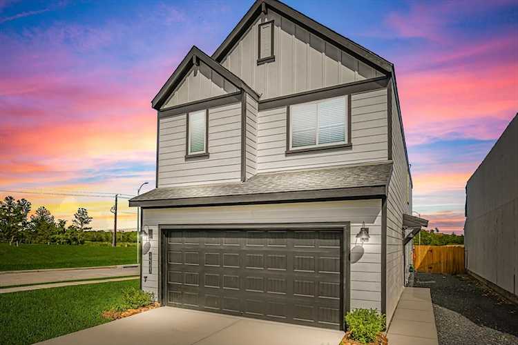 12327 Brandenburg Gate Dr Houston, TX 77047