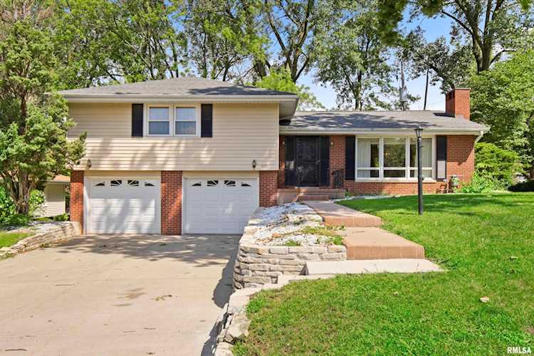 2123 W Sussex Dr Peoria, IL 61614 home for sale, MLS#PA1243797 - Rodgers Real Estate Group Photo 1