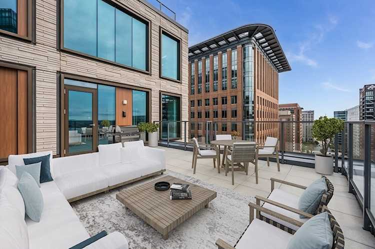 135 Seaport Blvd #1810 Boston, MA 02210