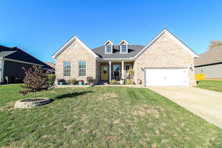 3020 Rosewood Dr Versailles, KY 40383