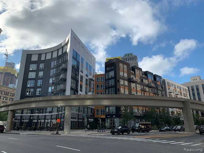 313 Park Ave #624 Detroit, MI 48226