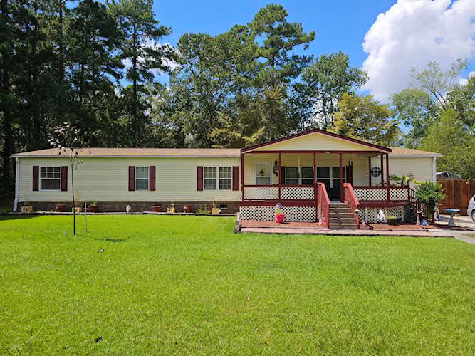 204 Pete Ewers Drive Summerville, SC 29483