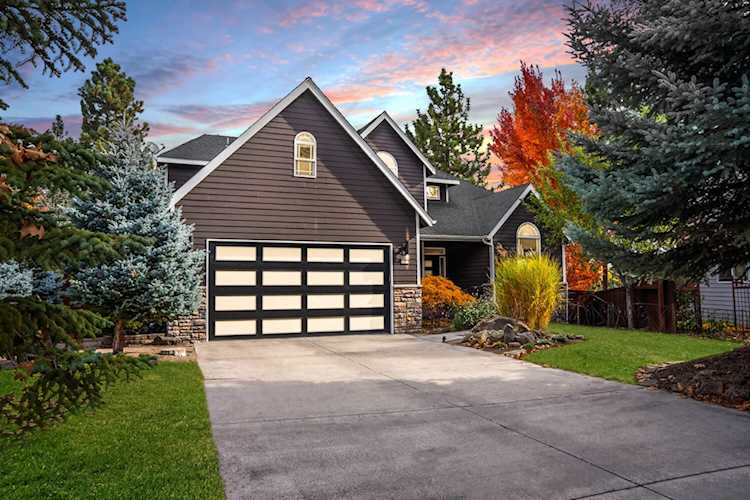 19932 Heron Loop Bend, OR 97702