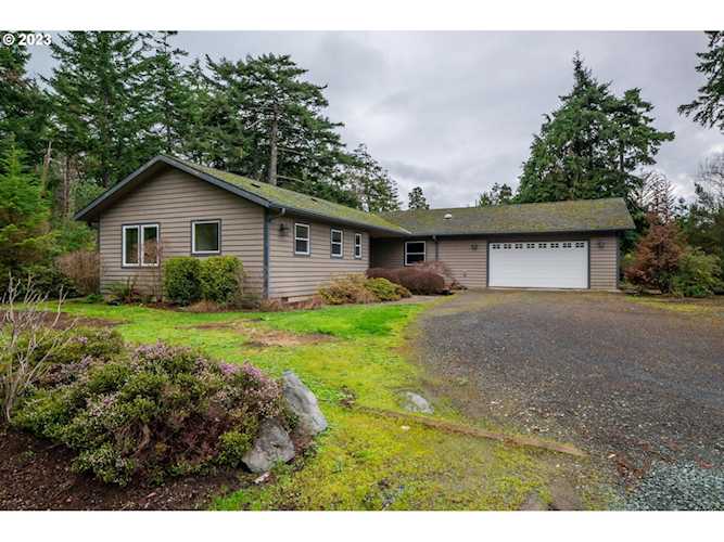 88026 Daisy LN Bandon, OR 97411
