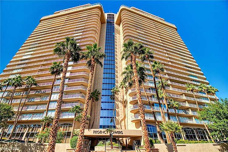 3111 Bel Air Dr #18A Las Vegas, NV 89109