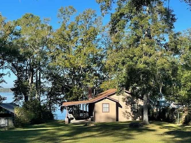 24167 Lone Star Rd Tallahassee, FL 32310