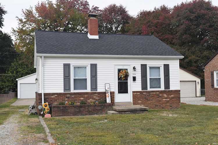 F.C. Tucker Emge Homes for Sale 3104 Ravenswood Drive Evansville IN