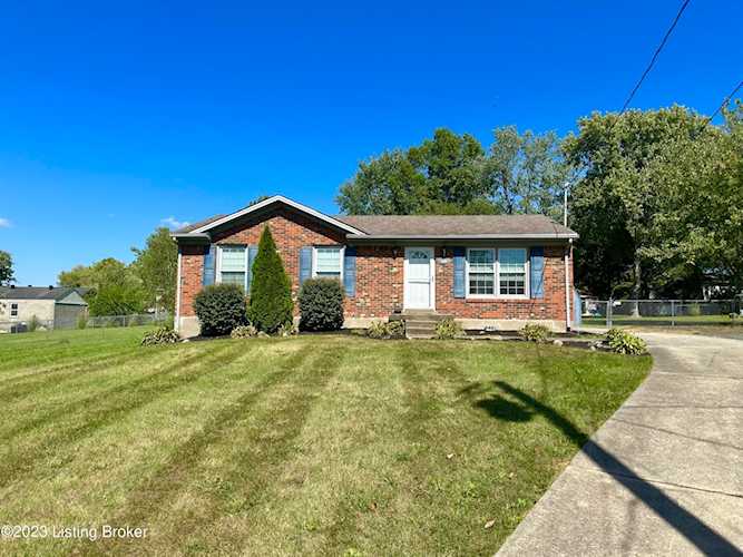 6903 Cedar Ct Pewee Valley, KY 40056