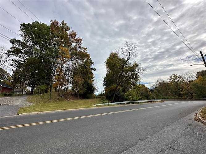 339 Saint Elmo St Allentown, PA 18104