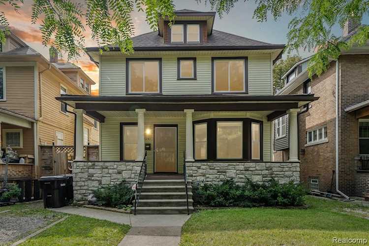 2241 Lamothe St Detroit, MI 48206