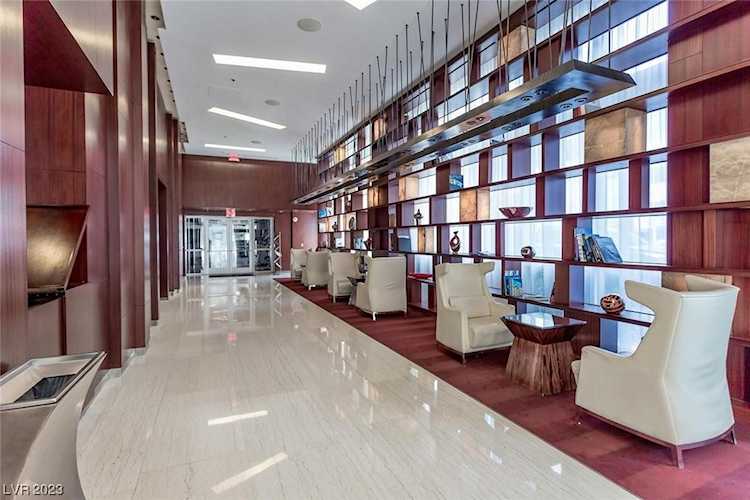 4575 Dean Martin Dr #1008 Las Vegas, NV 89103