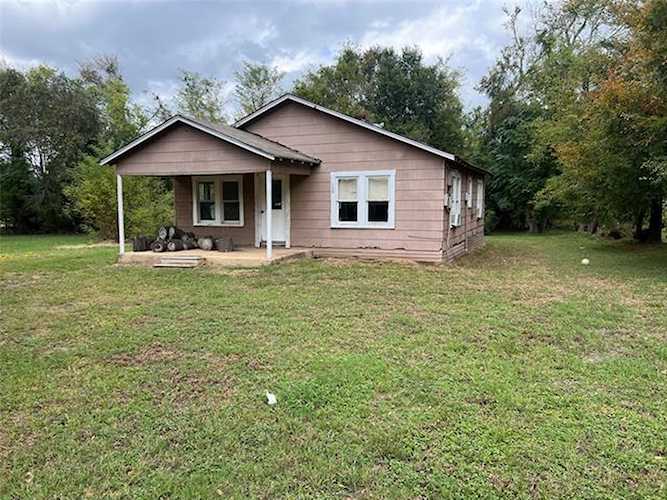 132 Sneed Street Fairfield, TX 75840