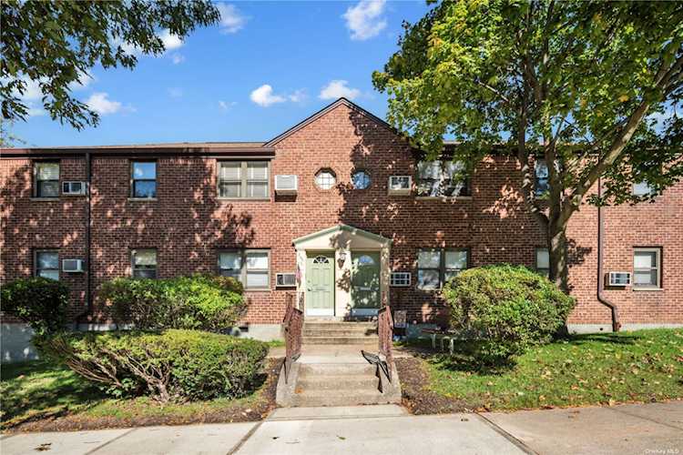 246-11 57th Dr #D13 Little Neck, NY 11362