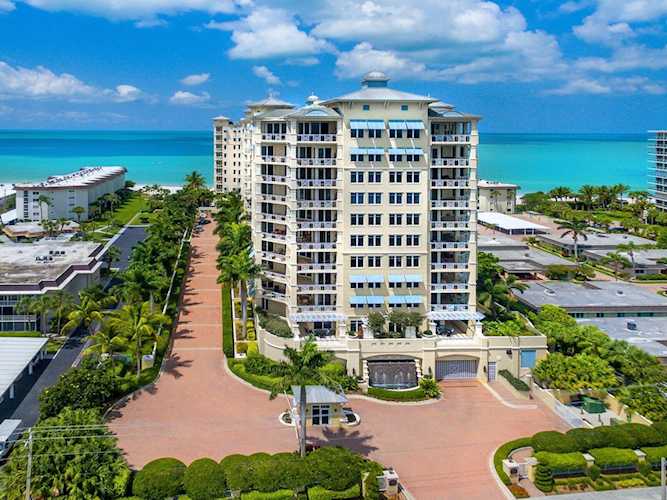 2050 Benjamin Franklin Dr #B704 Sarasota, FL 34236