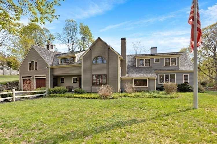 1363 Tremont Street Duxbury, MA 02332