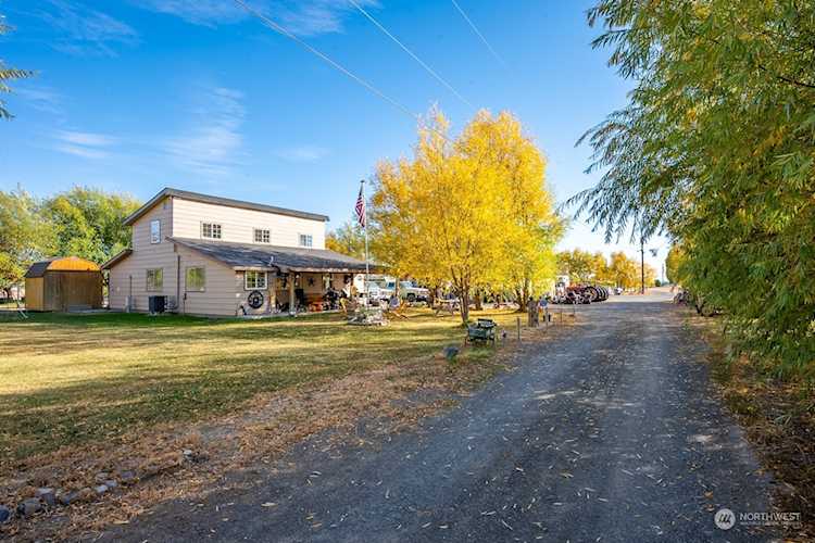 10855 NW E.9 Ephrata, WA 98823