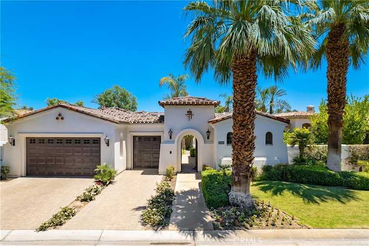 76489 Via Chianti Indian Wells, CA 92210