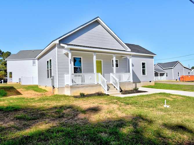 307 N Farmer Drive Benson, NC 27504