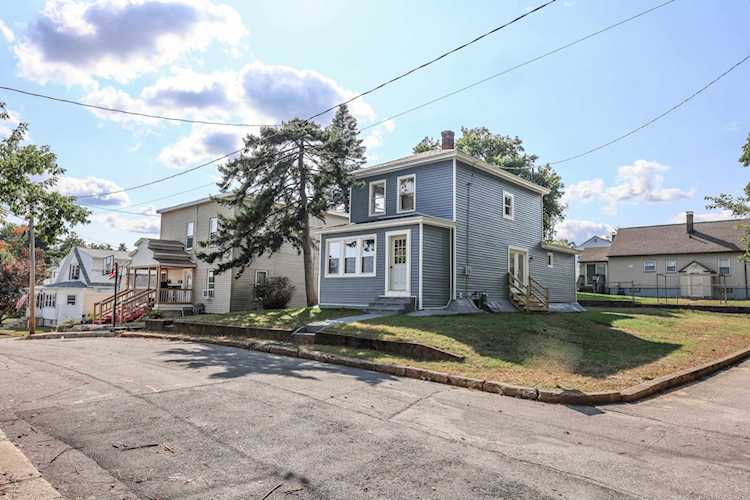 7 Maplewood St Manchester, NH 03103 | MLS 4971176 Photo 1