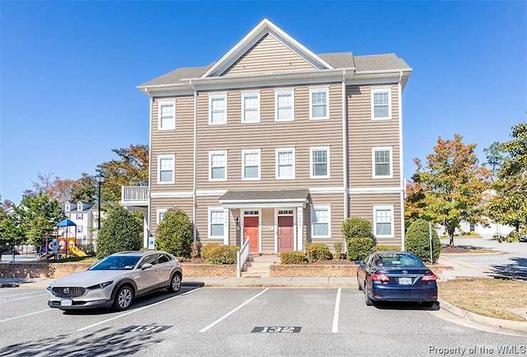 1905 Prosperity Ct Williamsburg, VA 23188