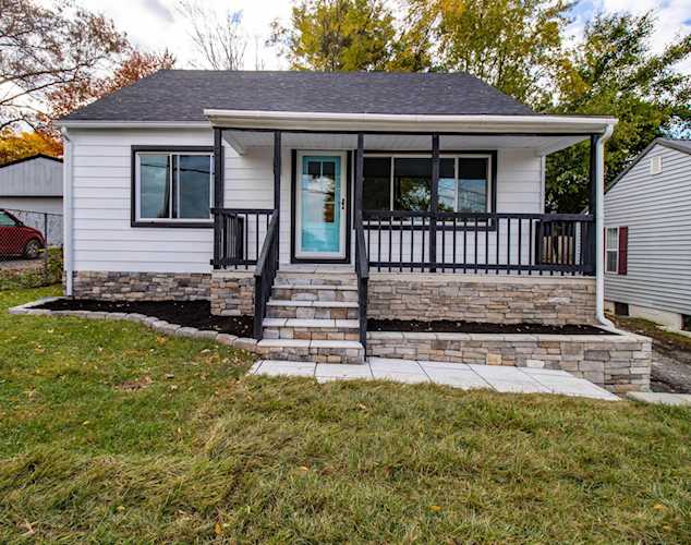 1952 Cypress St Paris, KY 40361