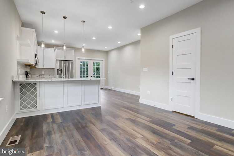 2218 Irving St SE Washington, DC 20020