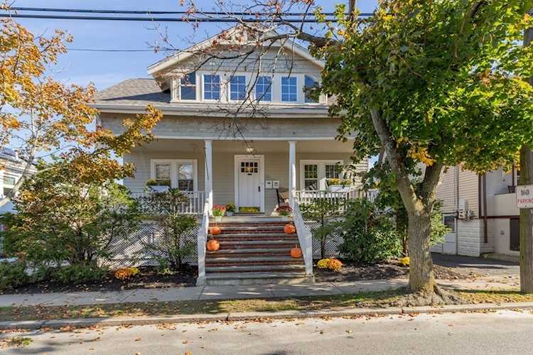94 Whitin Ave Revere, MA 02151