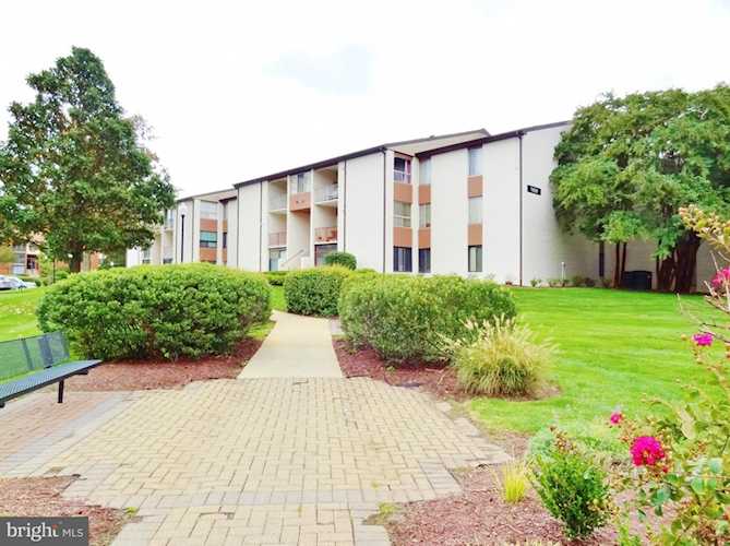 7929 Mandan Rd #103 Greenbelt, MD 20770