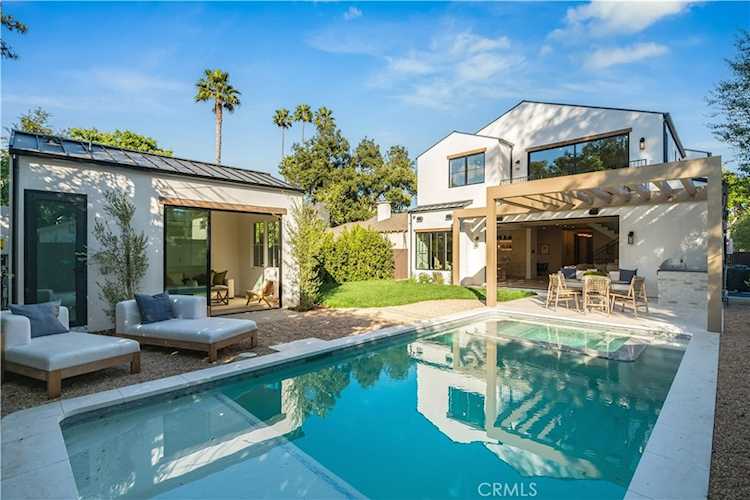 4243 Beeman Ave Studio City, CA 91604