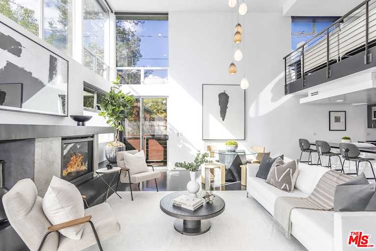 333 S Wilton Place #6 Los Angeles, CA 90020
