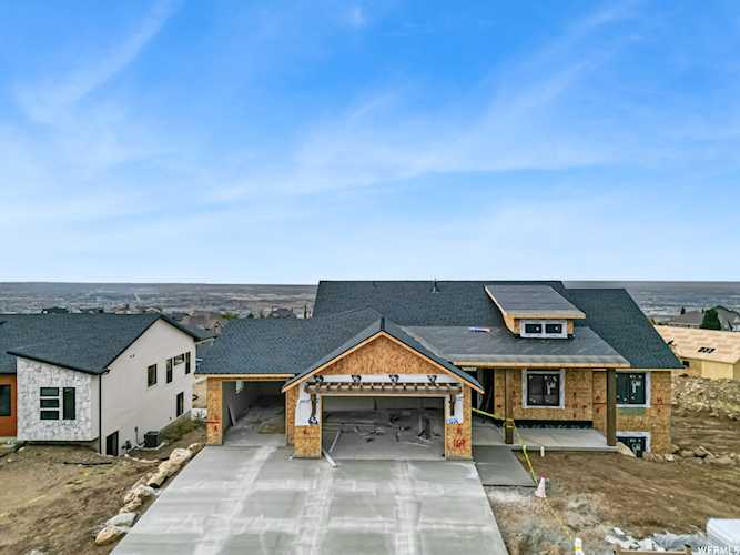 123 E 4100 N North Ogden, UT 84414