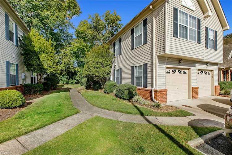 320 S Hill Ln Chesapeake, VA 23322