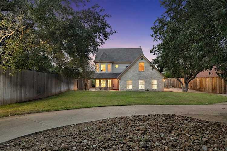 2602 S Pace Bend RD Spicewood, TX 78669
