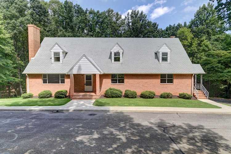 200 Brown Haven Ln Lynchburg, VA 24501