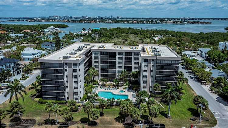 1001 Benjamin Franklin Dr #406 Sarasota, FL 34236