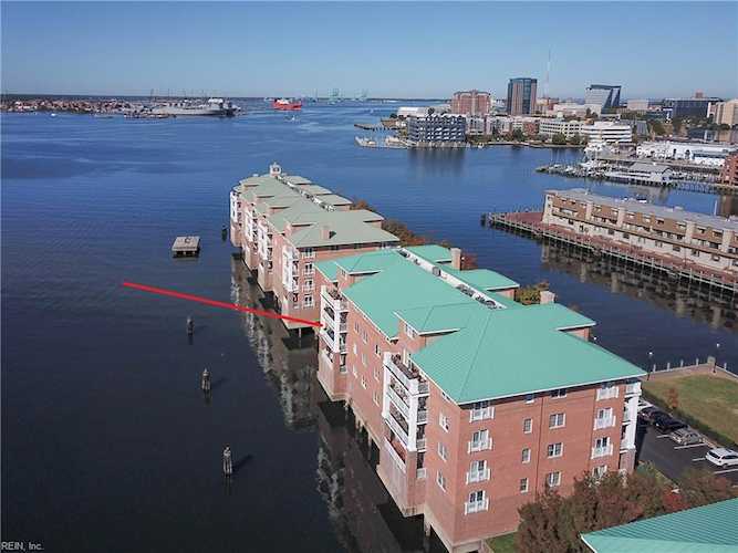 303 Brooke Ave #202 Norfolk, VA 23510