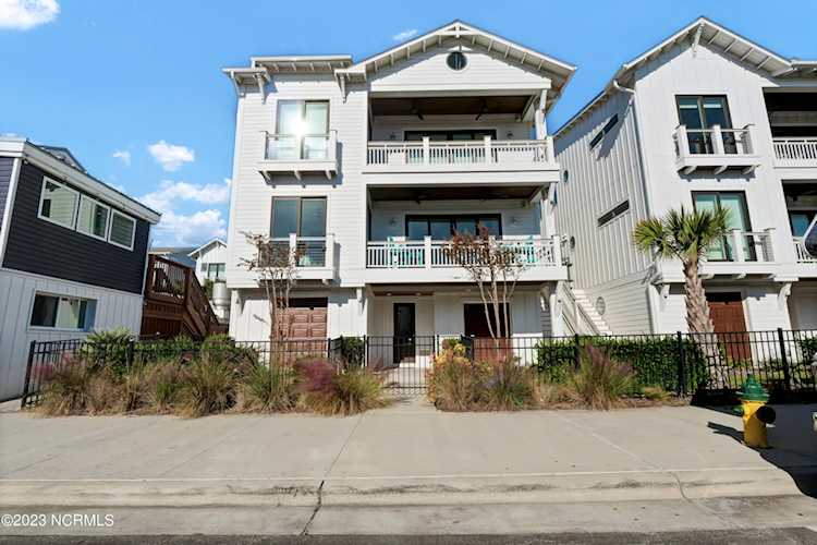 10 Seagull St Wrightsville Beach, NC 28480