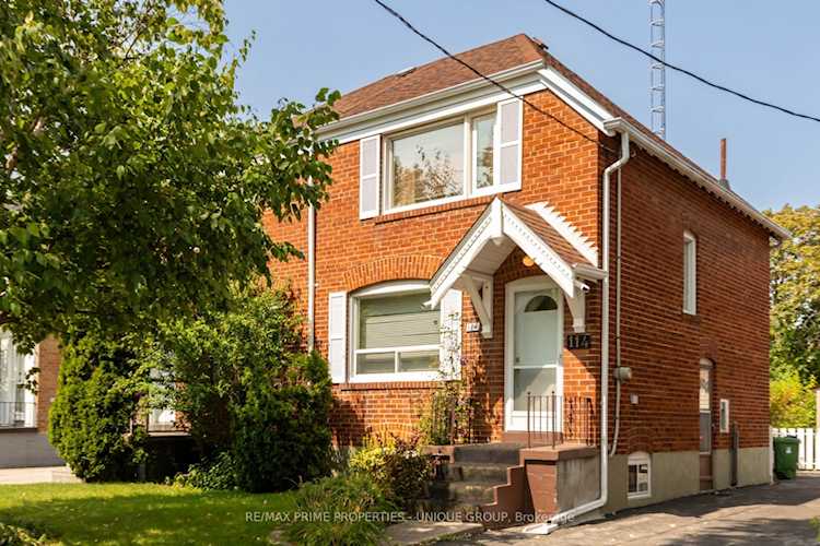 114 Glenvale Blvd Toronto, ON M4G 2V9