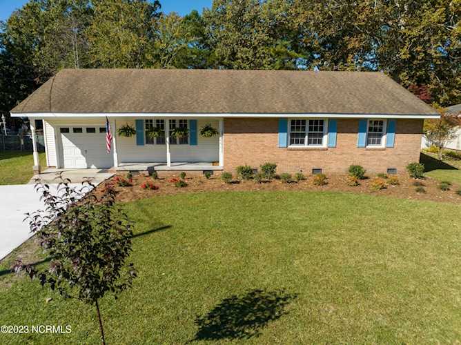 1719 Edgewood Dr Elizabeth City, NC 27909