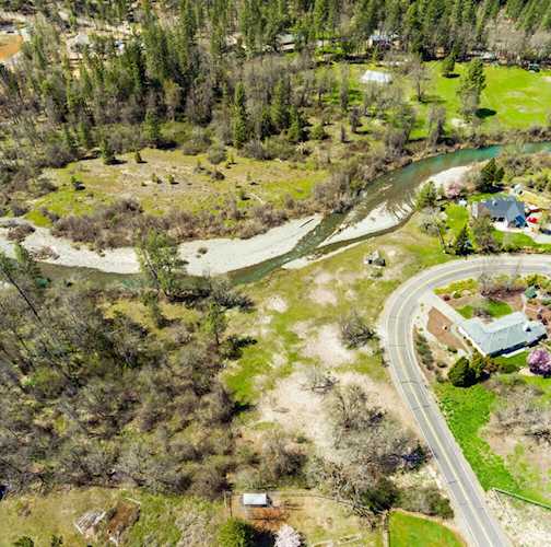 Green Acres Dr Merlin, OR 97532