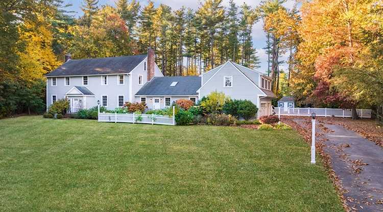 6 Peter Hobart Dr. Hingham, MA 02043