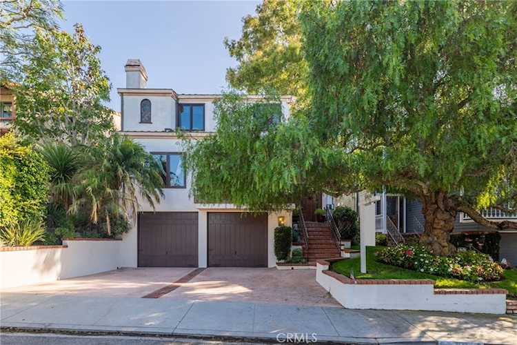 3512 Walnut Ave Manhattan Beach, CA 90266