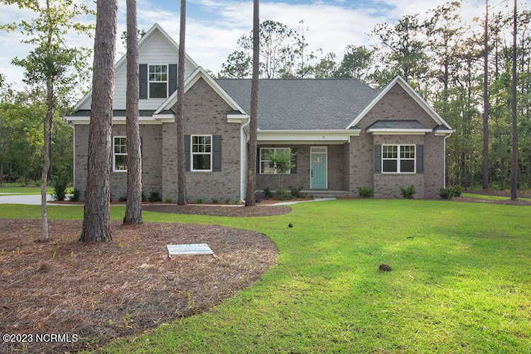 610 Crown Pointe Dr Hampstead, NC 28443 MLS 100412089