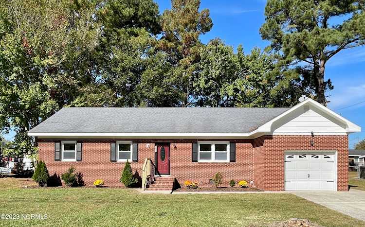 1812 Providence Rd Elizabeth City, NC 27909