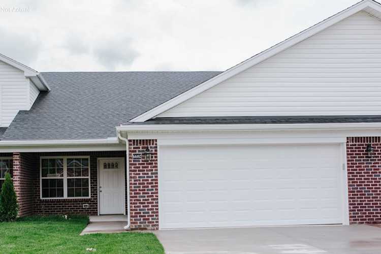 6726 Woods Mill Dr Louisville, KY 40272