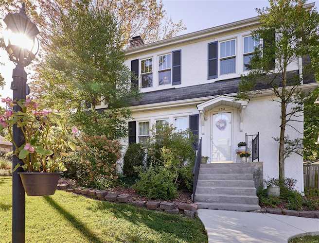 532 Fairview Ave Webster Groves, MO 63119