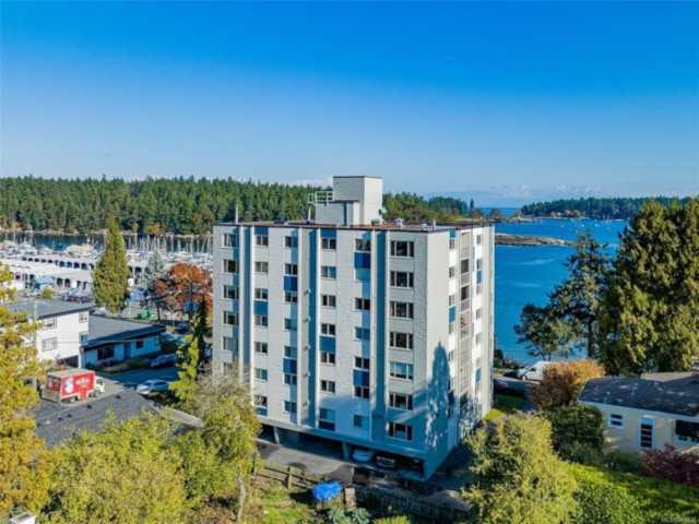 33 Mount Benson St #303 Nanaimo, BC V9S 5L2