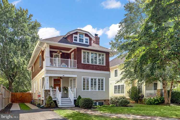 3918 8th St S Arlington, VA 22204