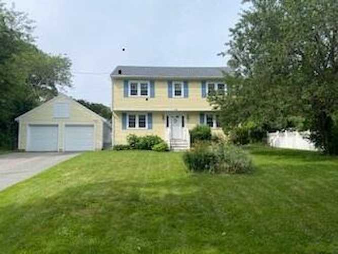16 Marsh Pond Road Sagamore Beach, MA 02562