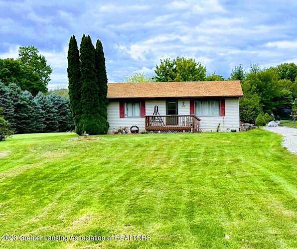 7620 Marshall Rd Olivet, MI 49076